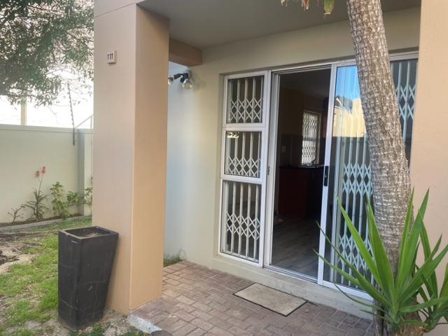 1 Bedroom Property for Sale in Gordons Bay Western Cape